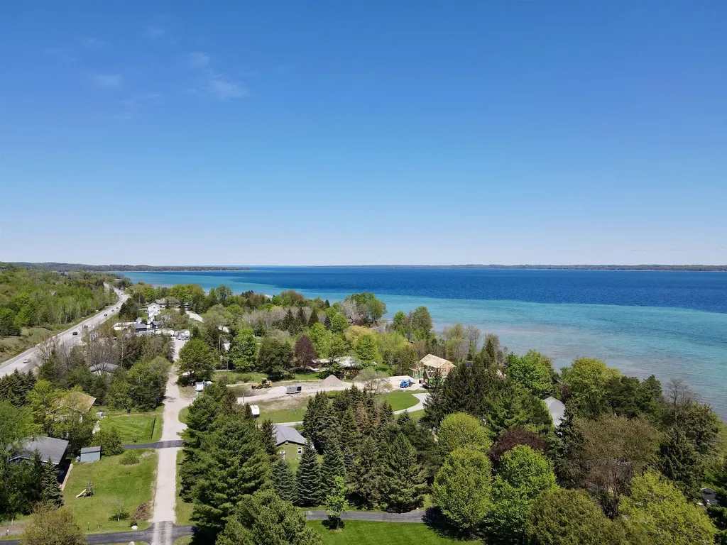 6066 S West Bay Shore Drive Bingham Township MI 49684