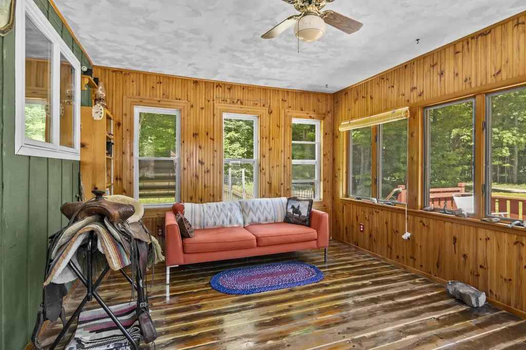 2835 Krol Drive Excelsior Township MI 49646