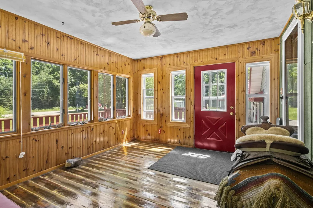 2835 Krol Drive Excelsior Township MI 49646