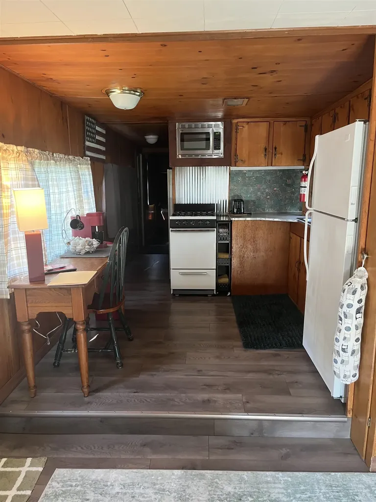 1236 Dandy Cadillac City MI 49601