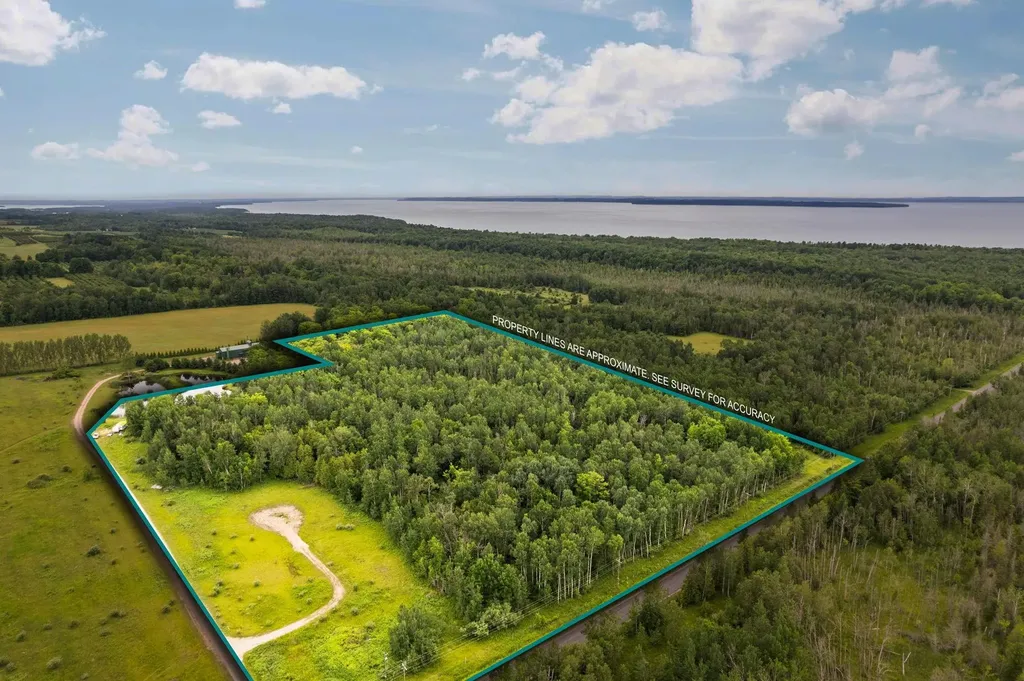 00 Creswell Road Torch Lake Township MI 49648