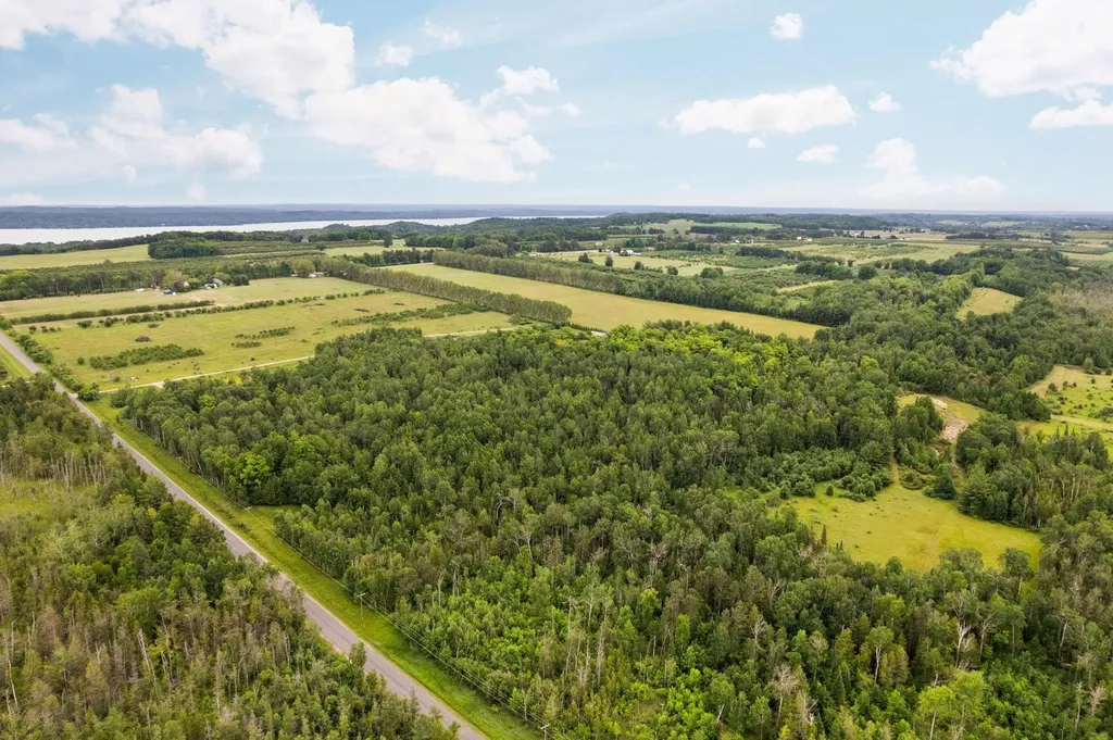 00 Creswell Road Torch Lake Township MI 49648