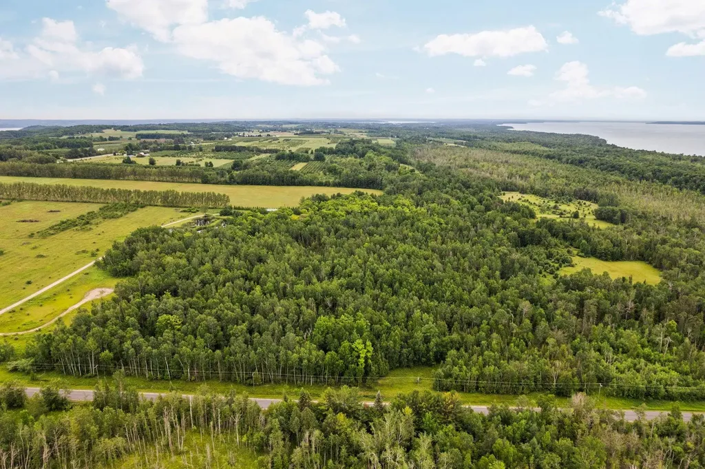 00 Creswell Road Torch Lake Township MI 49648