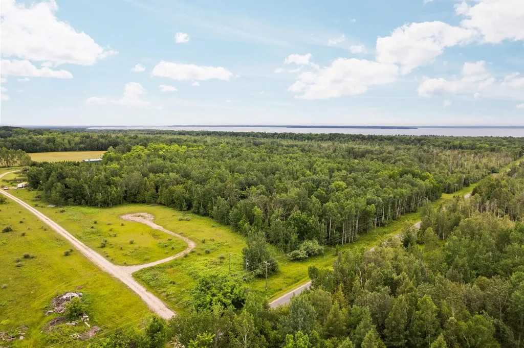 00 Creswell Road Torch Lake Township MI 49648