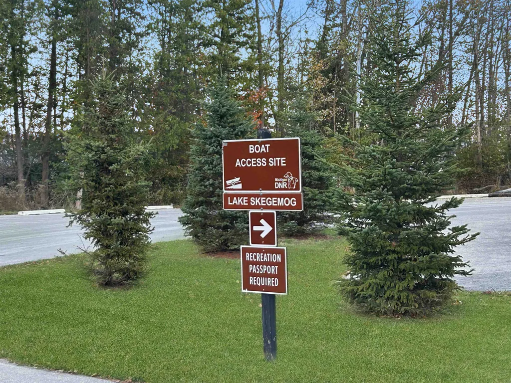 Vl Baggs Road Whitewater Township MI 49690