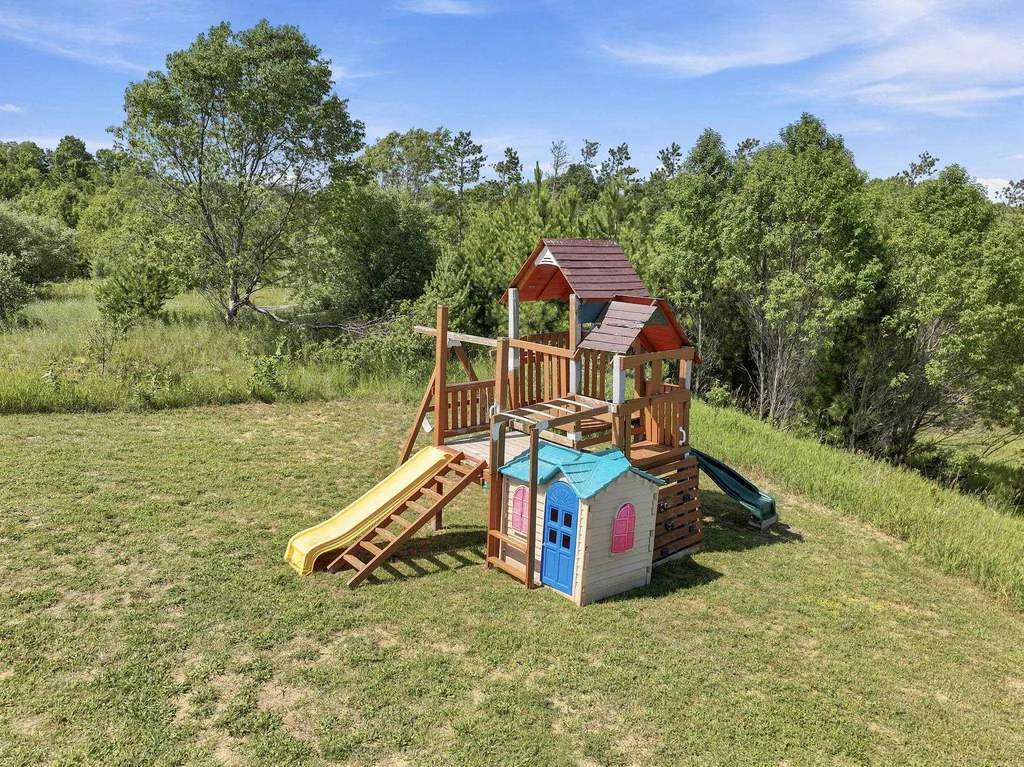 190 Fairview Drive Cedar Creek Township MI 49663