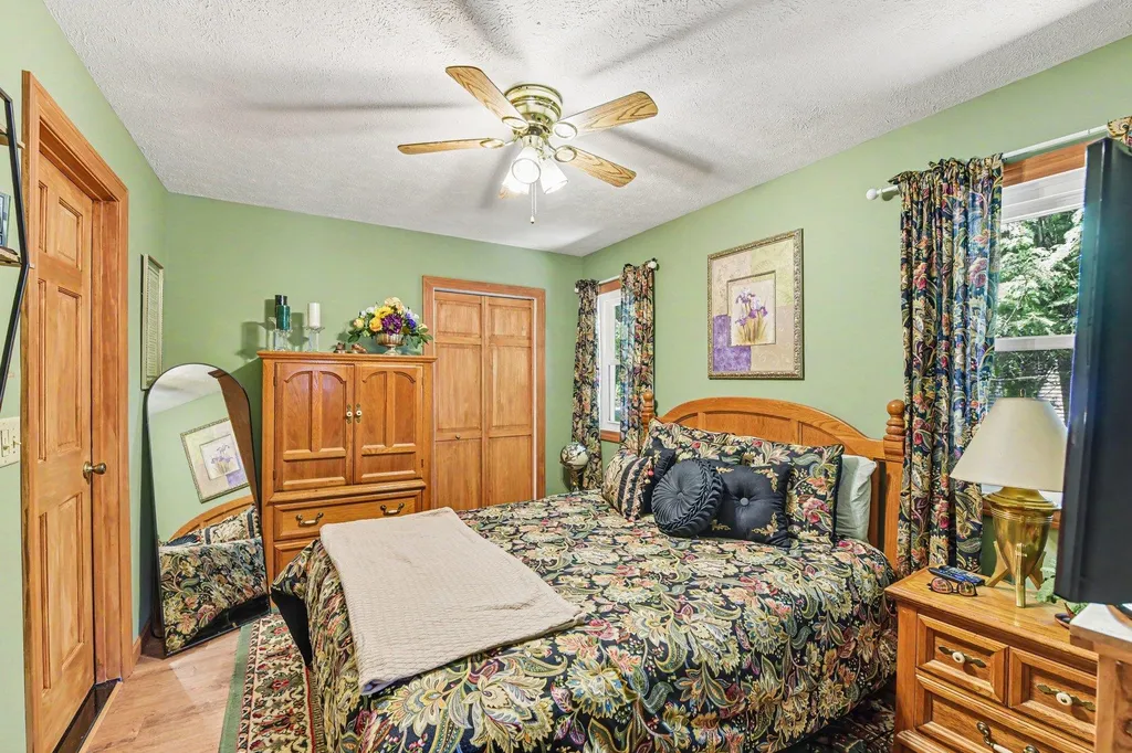 14123 Torch River Road Milton Township MI 49676