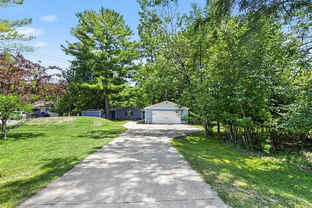 14123 Torch River Road Milton Township MI 49676