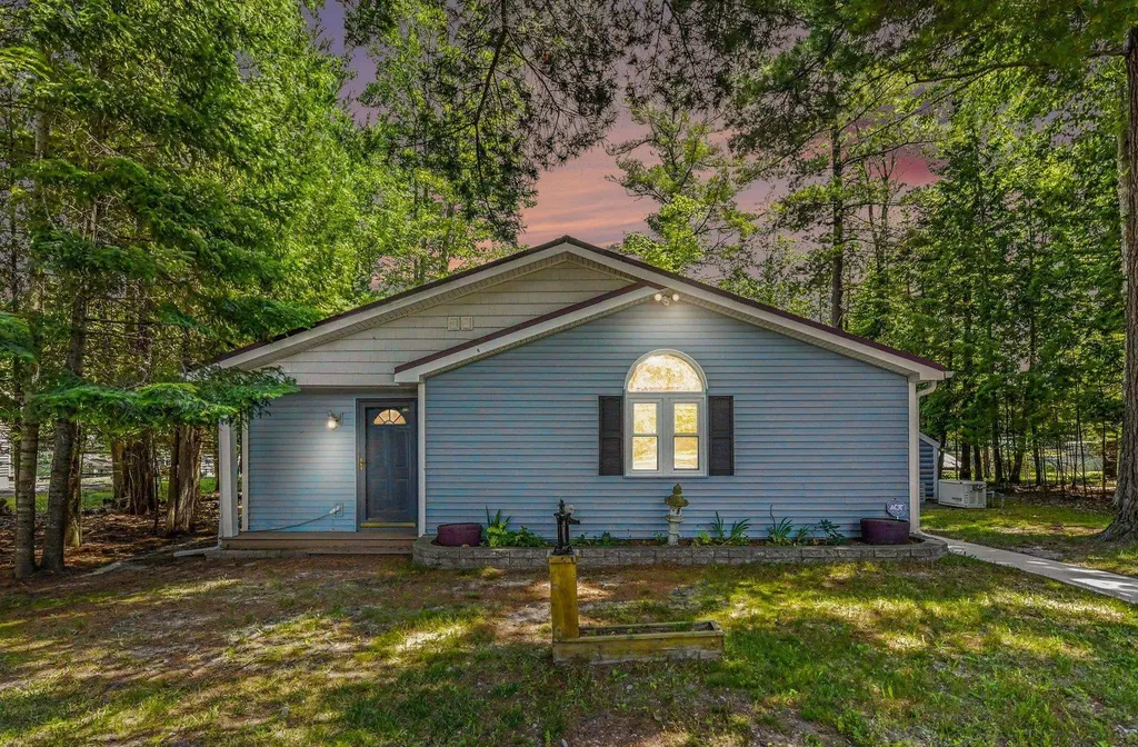 14123 Torch River Road Milton Township MI 49676