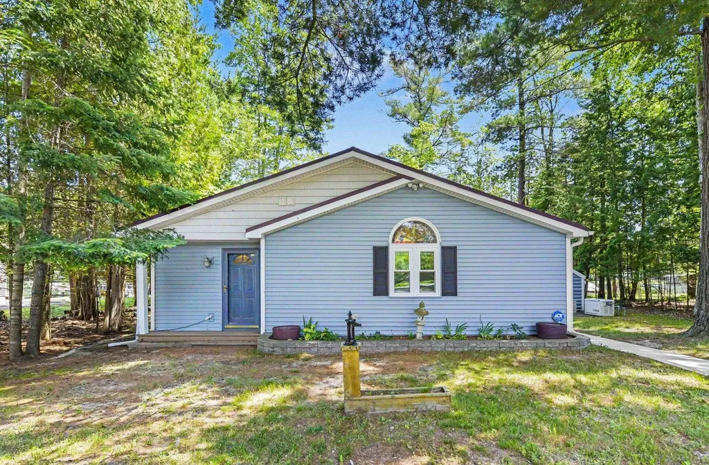 14123 Torch River Road Milton Township MI 49676
