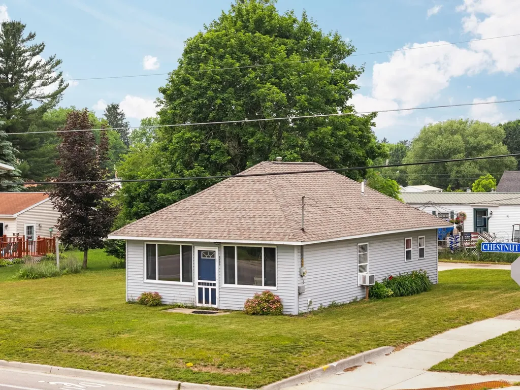 900 Chestnut Cadillac City MI 49601