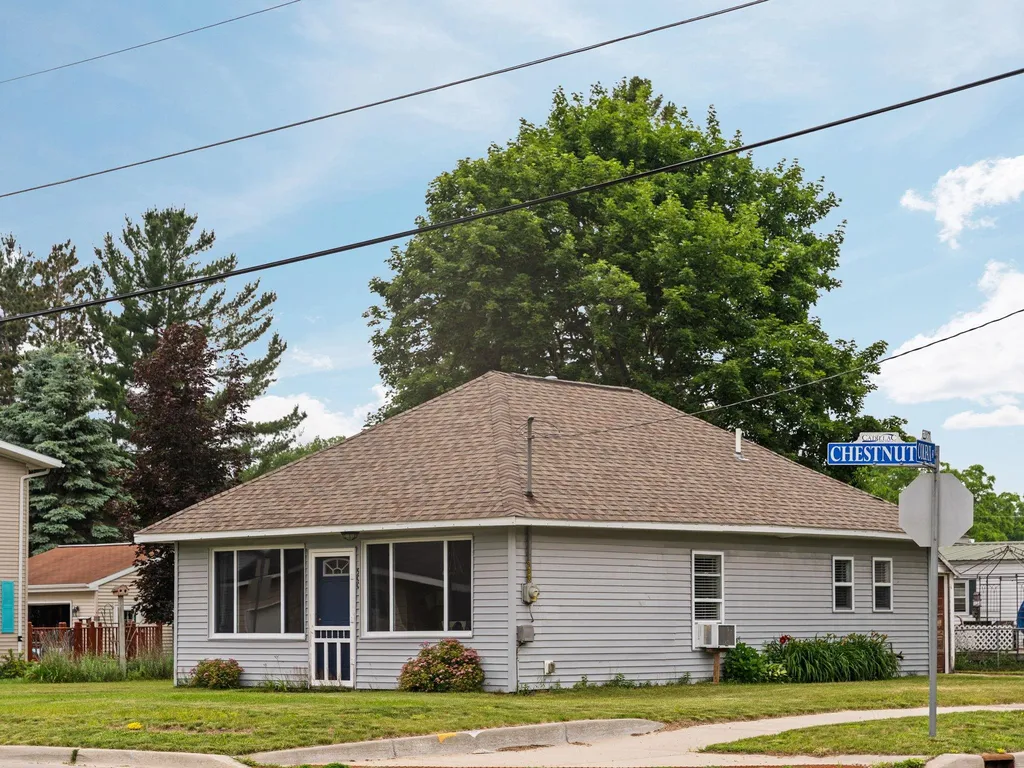 900 Chestnut Cadillac City MI 49601