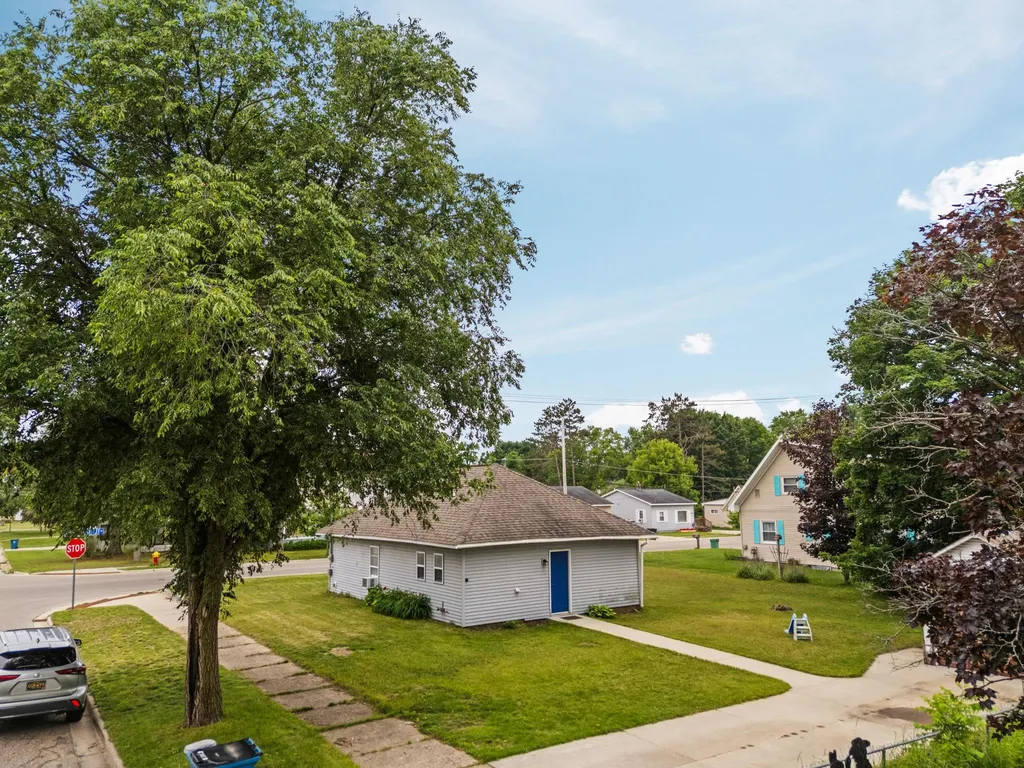 900 Chestnut Cadillac City MI 49601