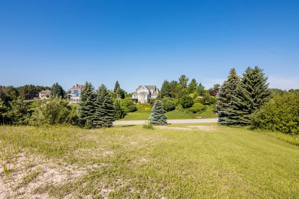 14750 Mallard Drive Peninsula Township MI 49686