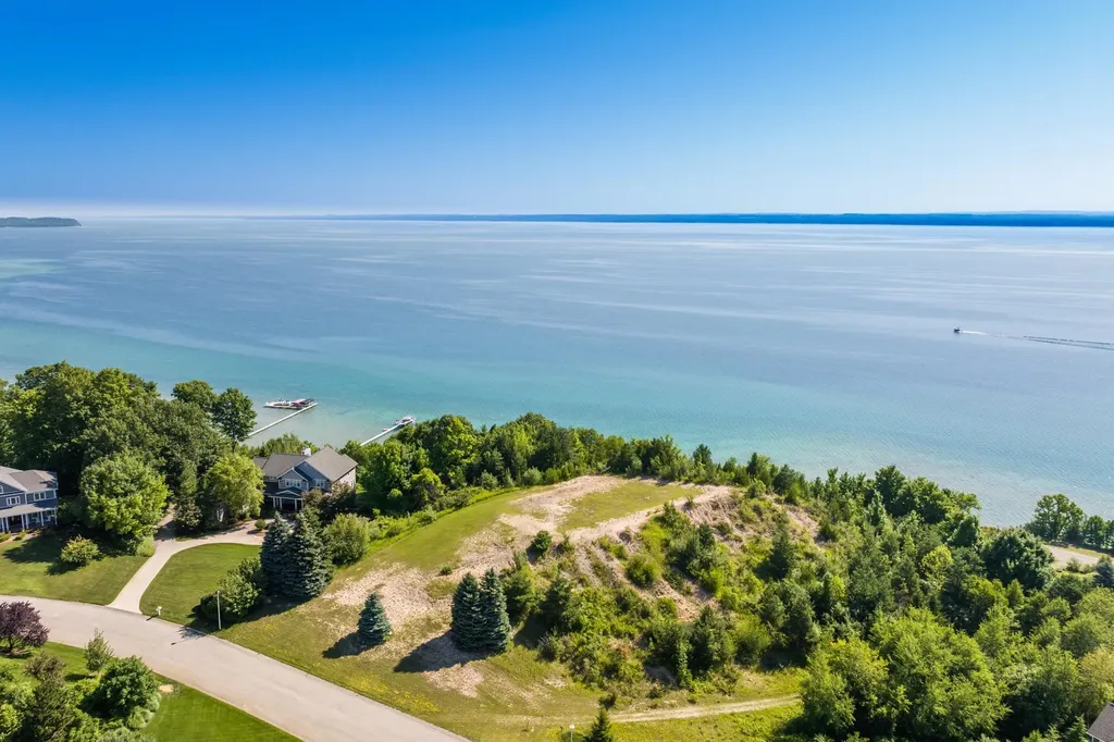 14750 Mallard Drive Peninsula Township MI 49686