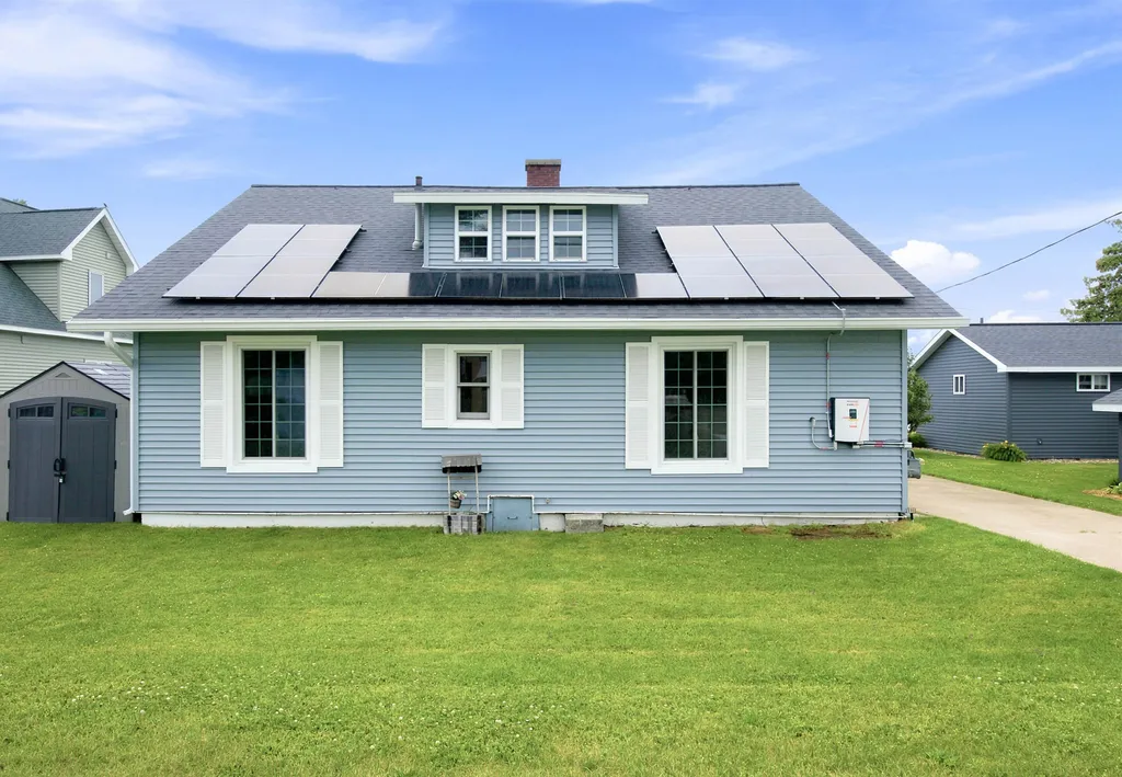 7636 Crystal Beach Clearwater Township MI 49676