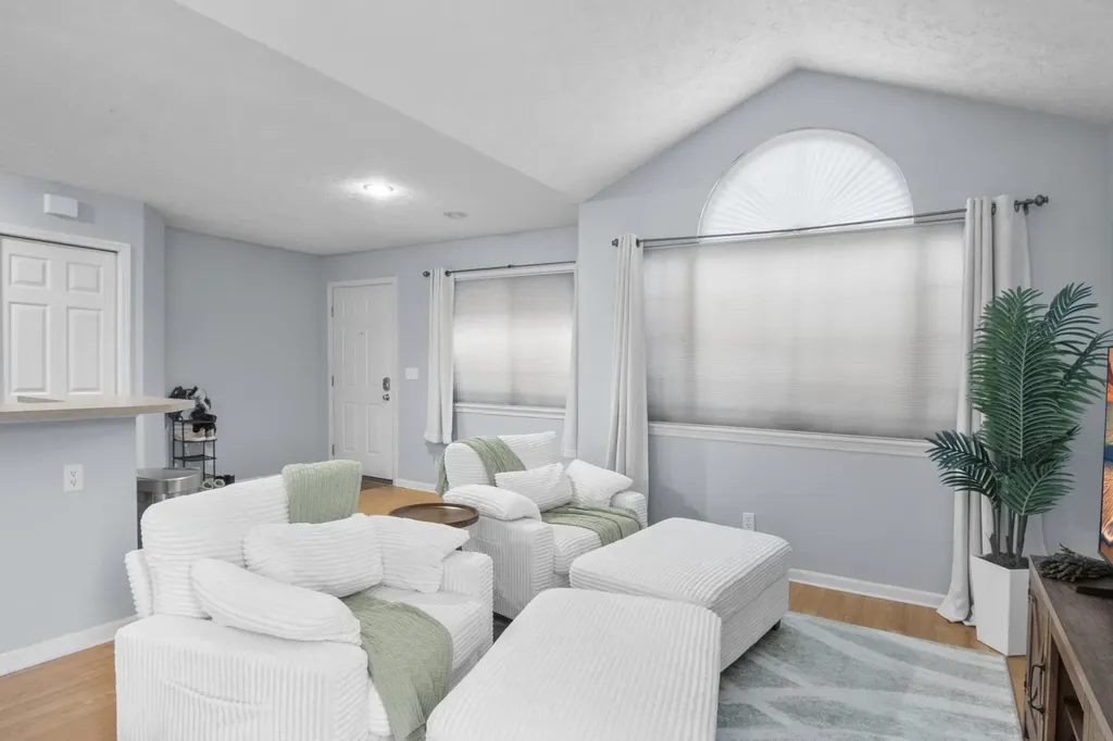 13766 S West Bay Shore Drive Traverse City City MI 49684