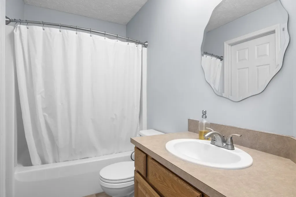 13766 S West Bay Shore Drive Traverse City City MI 49684