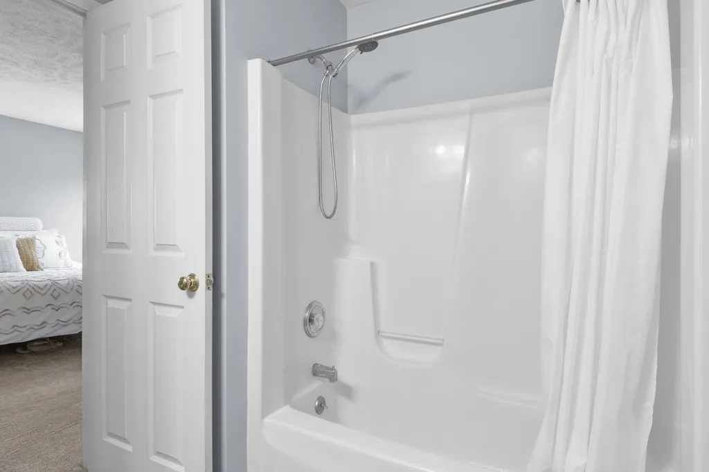 13766 S West Bay Shore Drive Traverse City City MI 49684