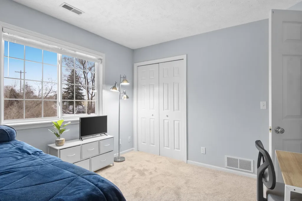 13766 S West Bay Shore Drive Traverse City City MI 49684