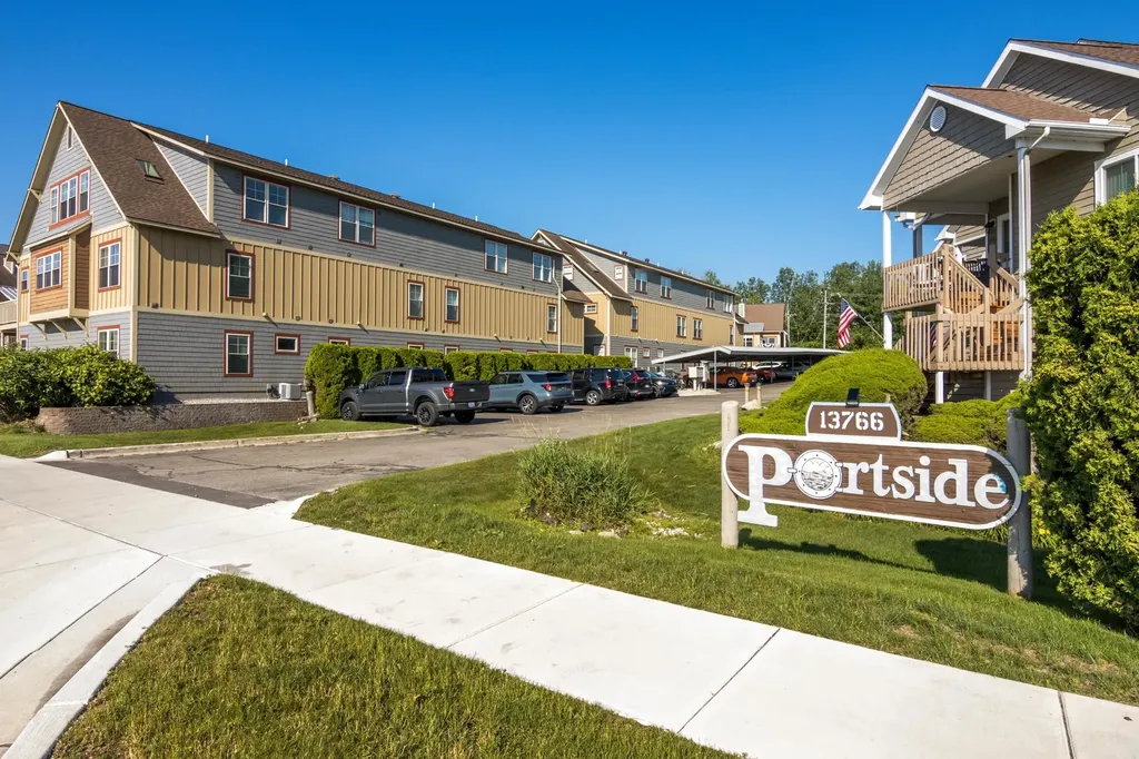 13766 S West Bay Shore Drive Traverse City City MI 49684