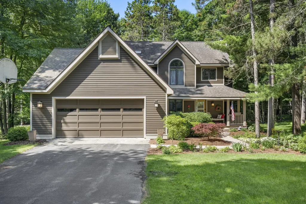 3675 Village Circle Drive East Bay Township MI 49686