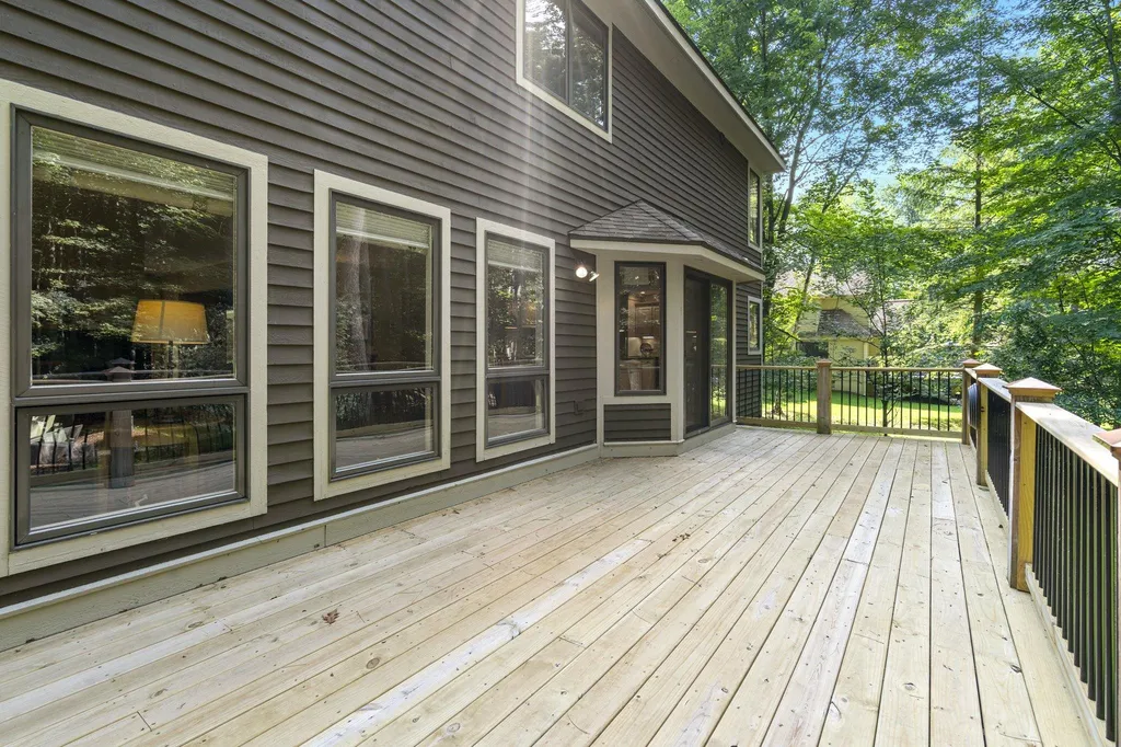 3675 Village Circle Drive East Bay Township MI 49686
