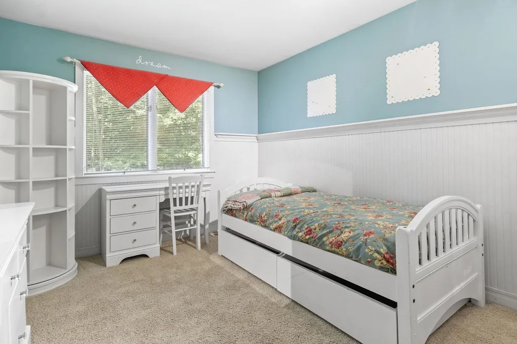 3675 Village Circle Drive East Bay Township MI 49686