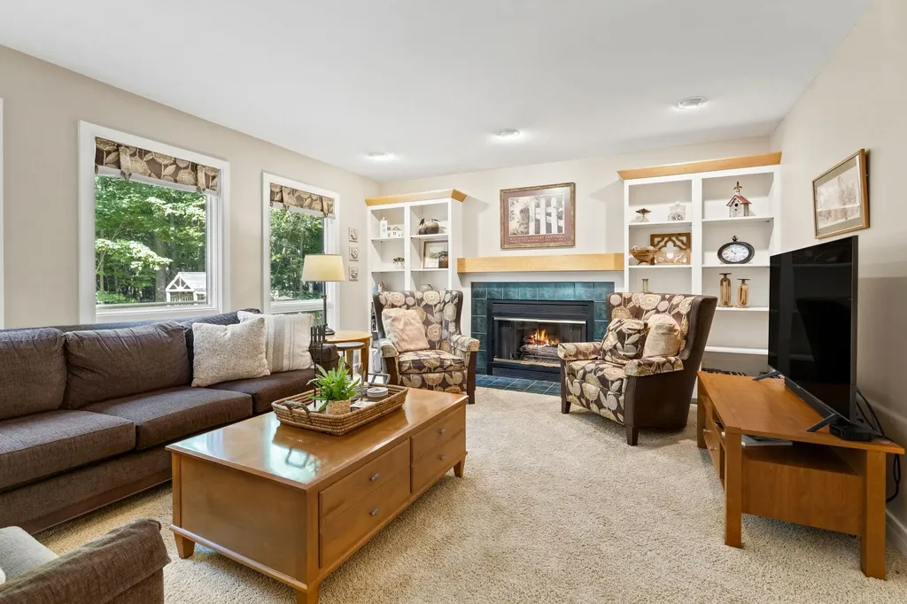 3675 Village Circle Drive East Bay Township MI 49686