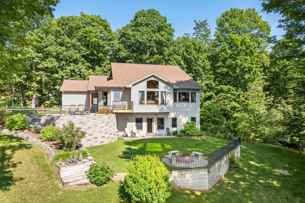 10303 Narrow Gauge Road Homestead Township MI 49617