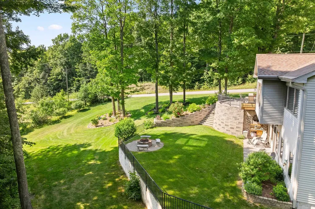 10303 Narrow Gauge Road Homestead Township MI 49617