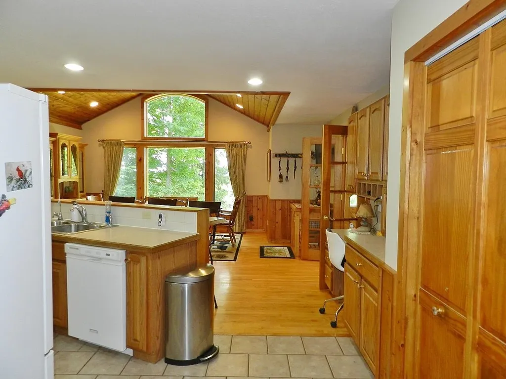 10303 Narrow Gauge Road Homestead Township MI 49617
