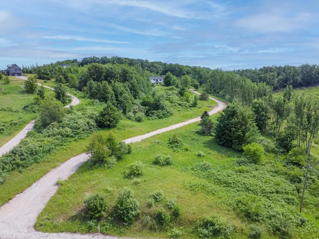 9742 E Peterson Road Leelanau Township MI 49670