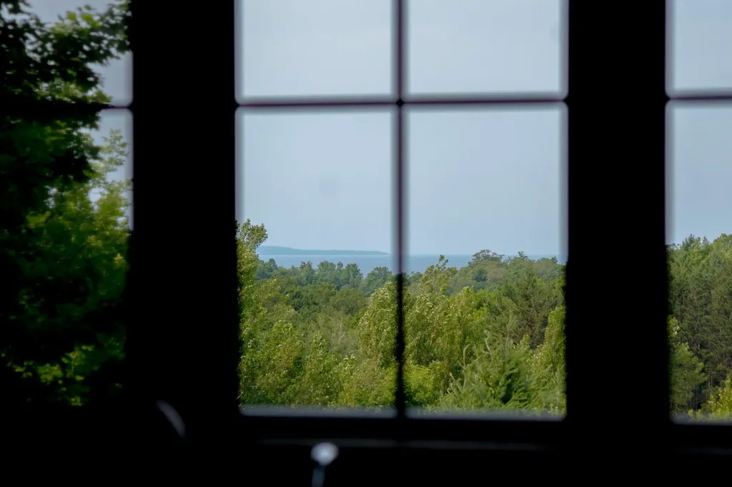 9742 E Peterson Road Leelanau Township MI 49670