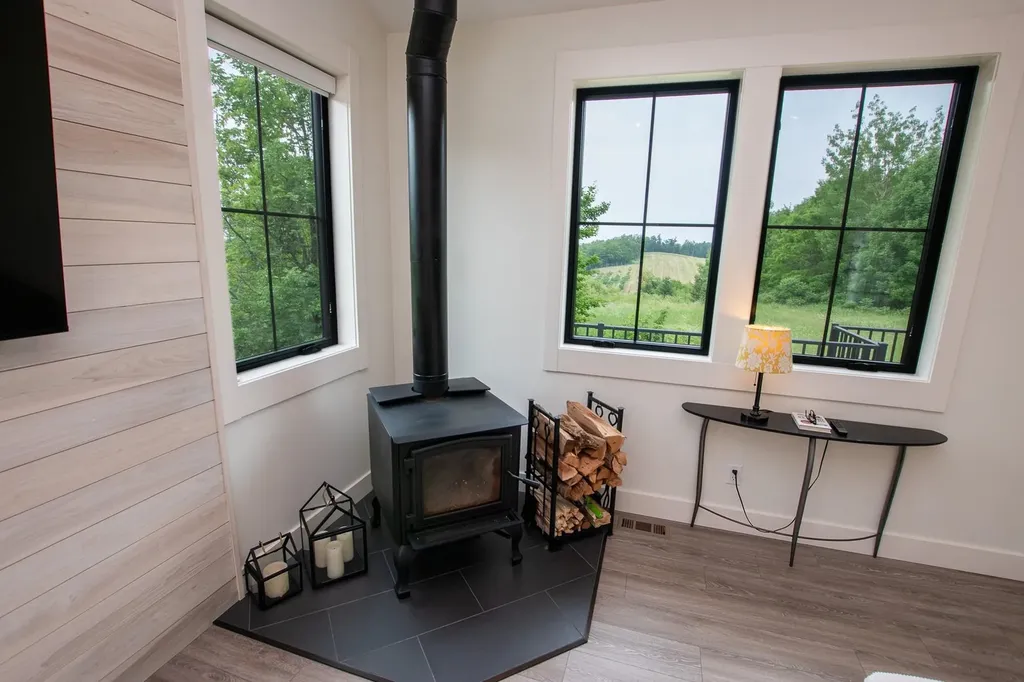 9742 E Peterson Road Leelanau Township MI 49670