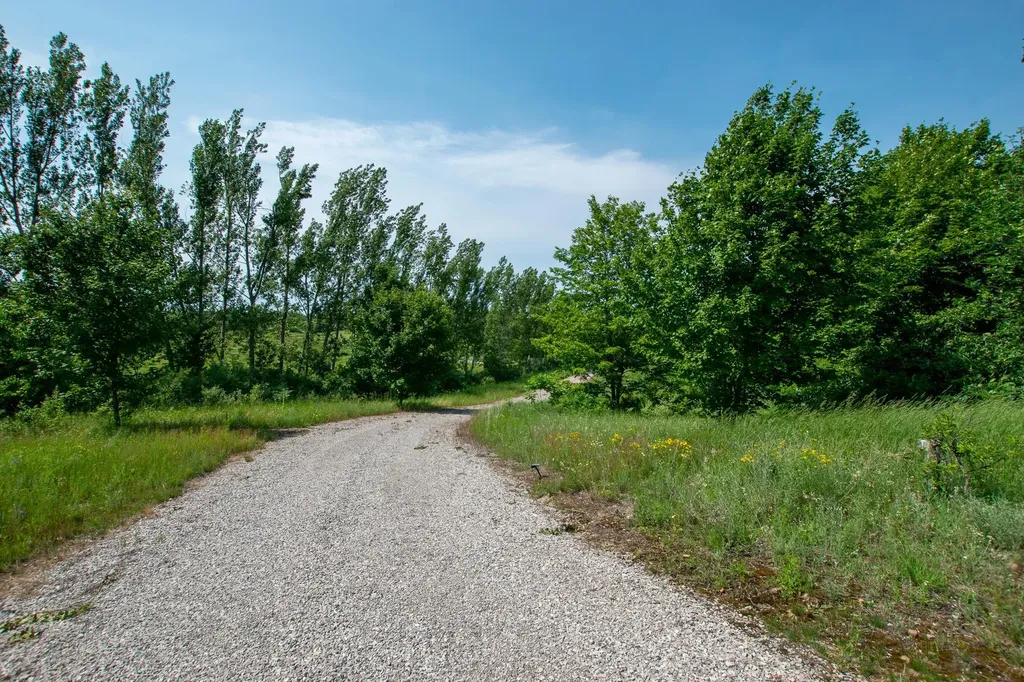 9742 E Peterson Road Leelanau Township MI 49670