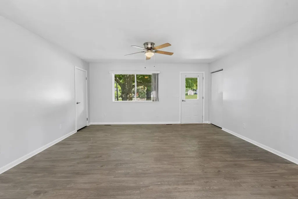 8714 S Maple City Road Kasson Township MI 49684