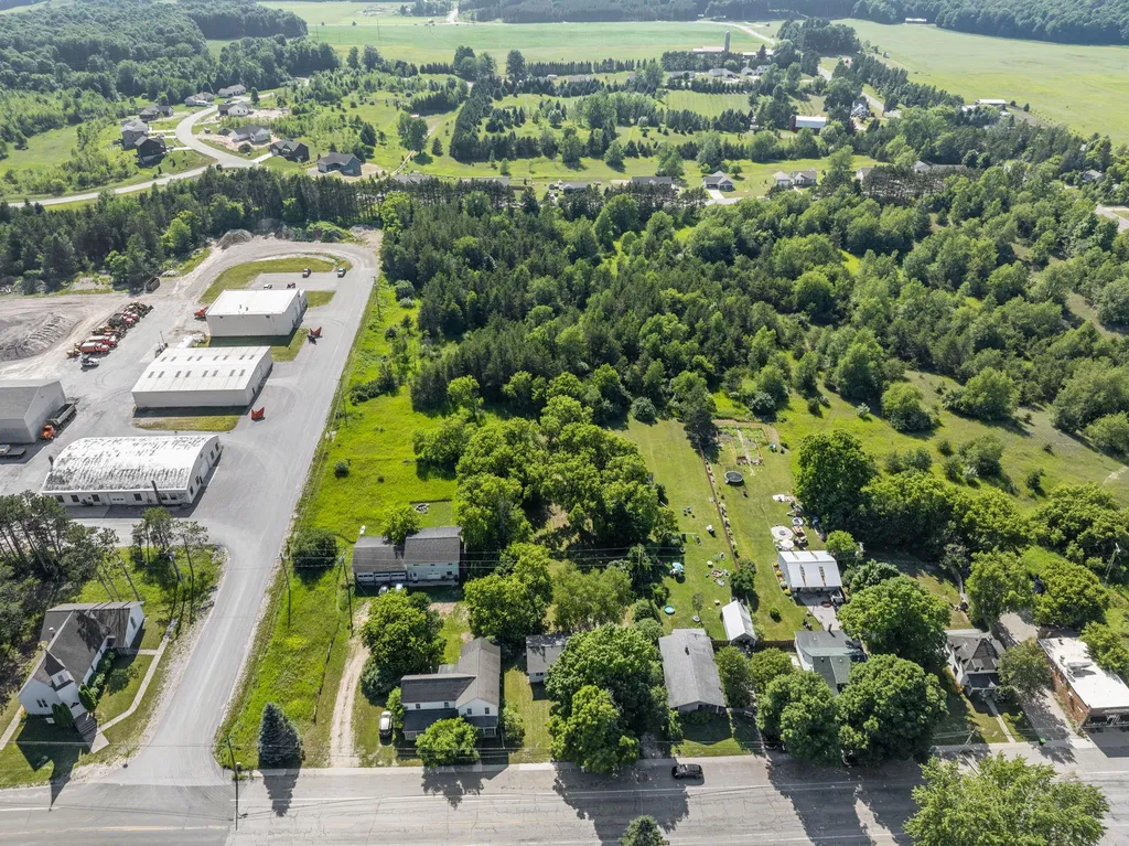 8714 S Maple City Road Kasson Township MI 49684