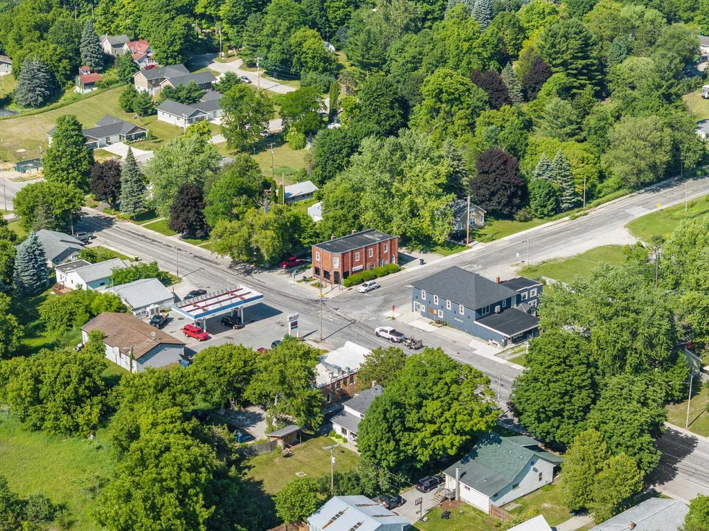 8714 S Maple City Road Kasson Township MI 49684