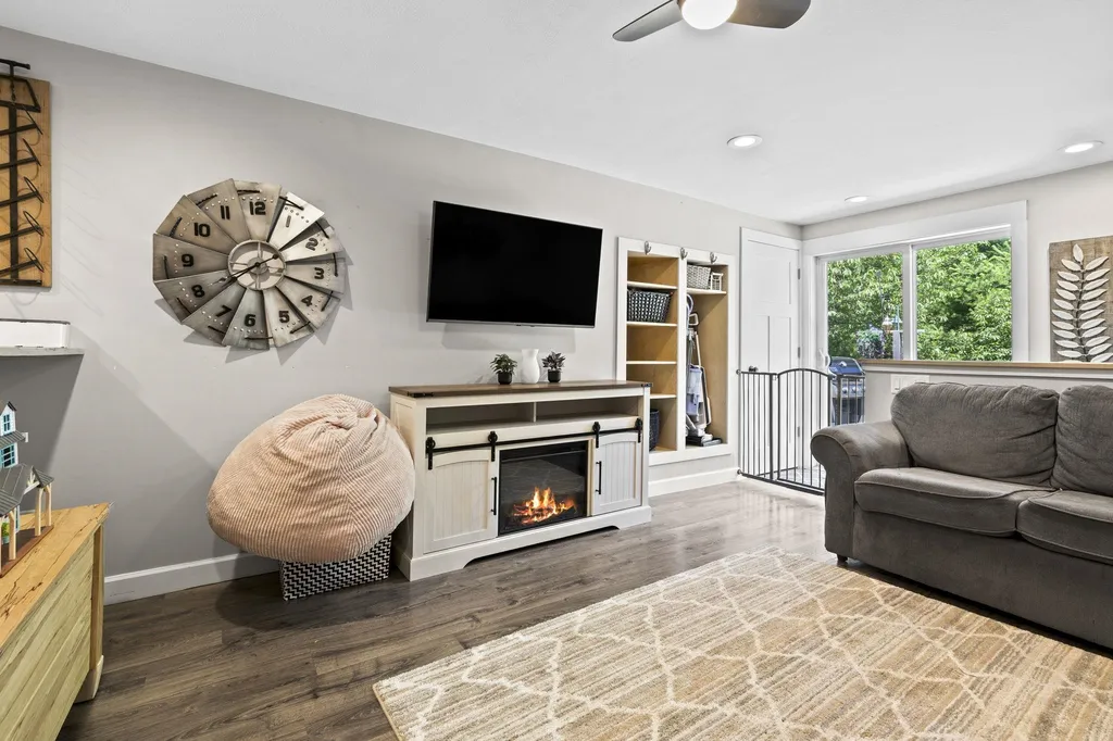 2881 E Aspen Drive Solon Township MI 49621