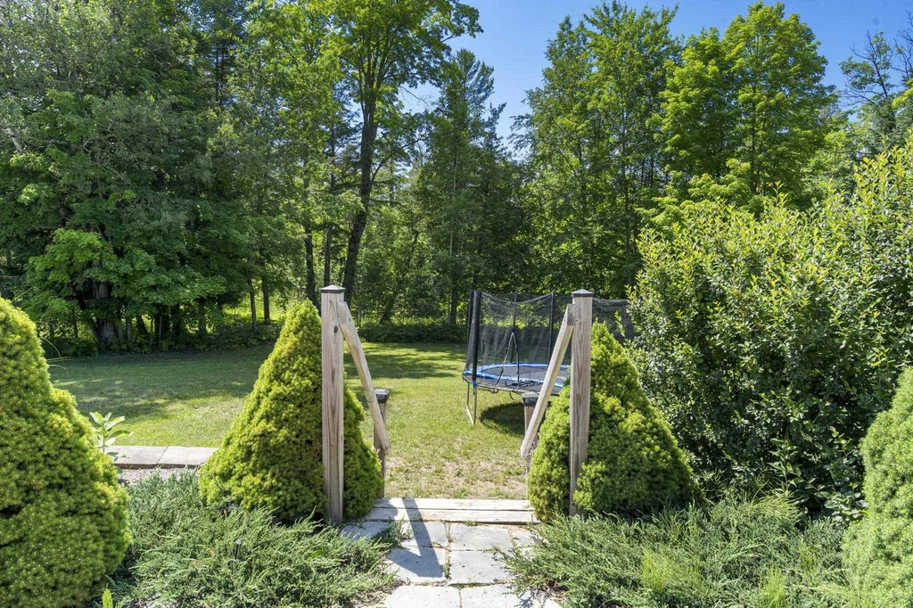 2881 E Aspen Drive Solon Township MI 49621