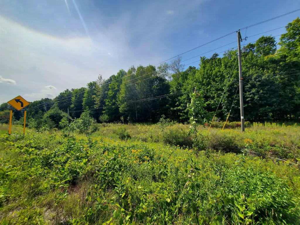 Parcel #3 2.25a SW Bayshore Drive Bingham Township MI 49684