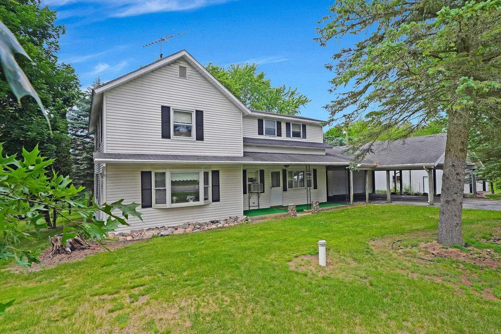 7017 Twin Lakes Avenue Winterfield Township MI 49665