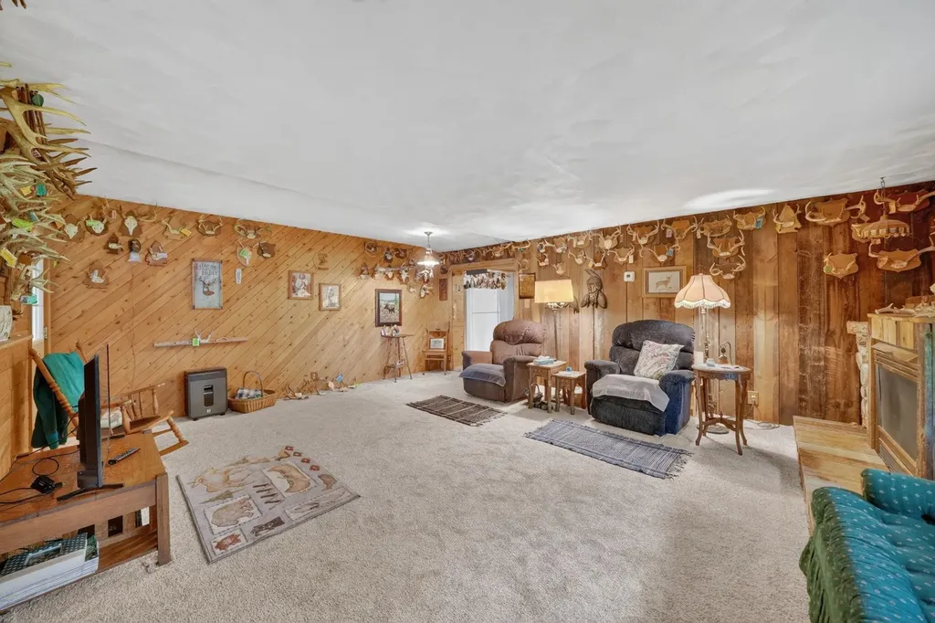 7017 Twin Lakes Avenue Winterfield Township MI 49665
