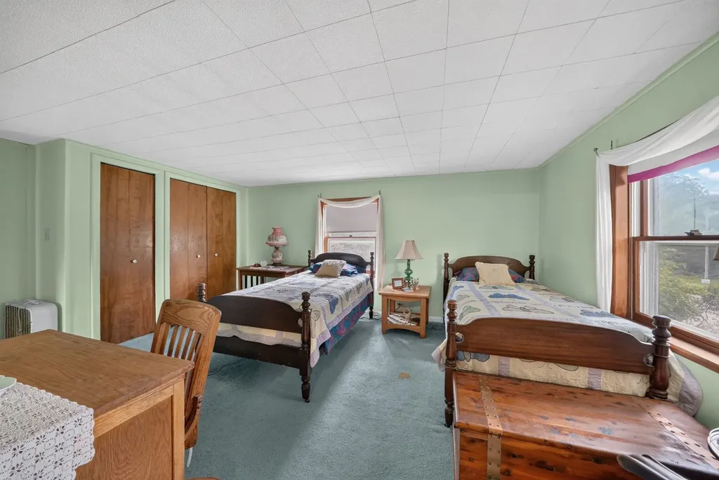 7017 Twin Lakes Avenue Winterfield Township MI 49665