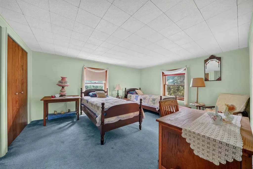 7017 Twin Lakes Avenue Winterfield Township MI 49665