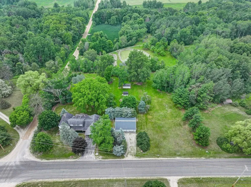 7017 Twin Lakes Avenue Winterfield Township MI 49665
