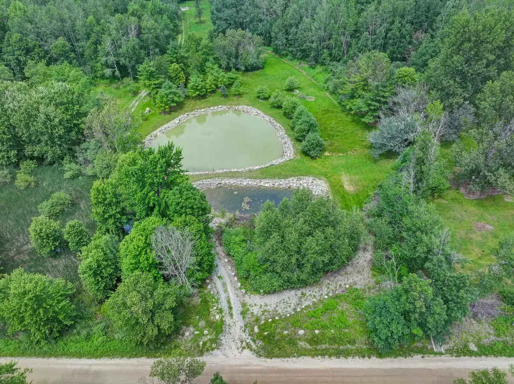 7017 Twin Lakes Avenue Winterfield Township MI 49665