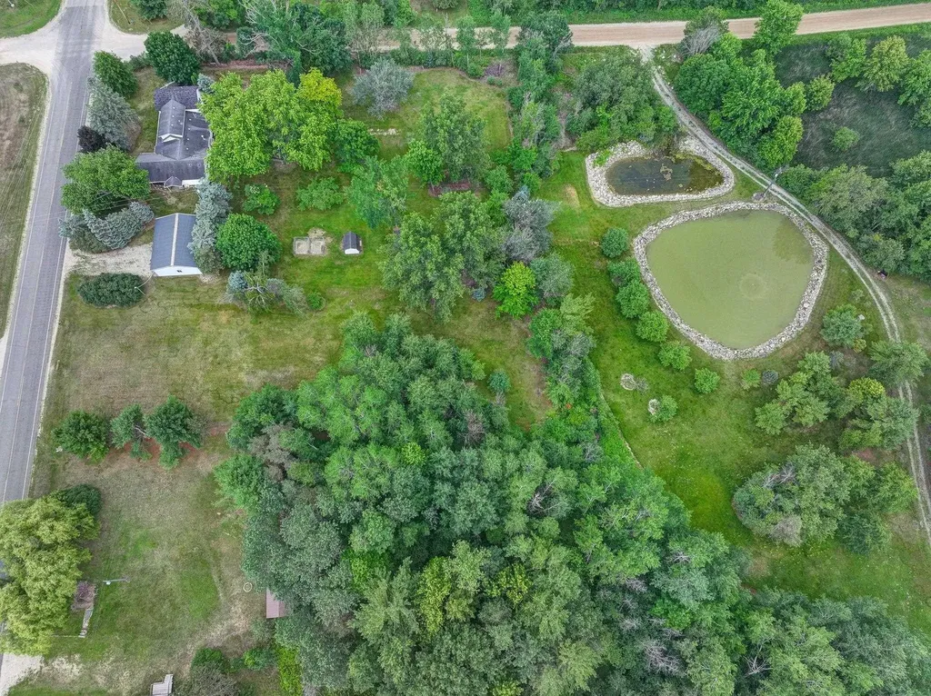 7017 Twin Lakes Avenue Winterfield Township MI 49665