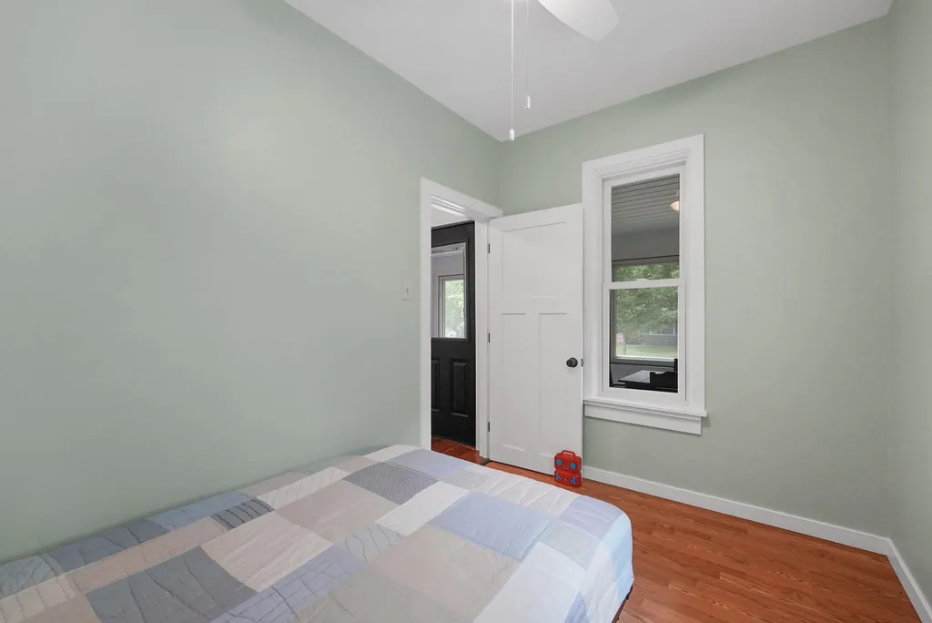 1055 Washington Street Traverse City City MI 49686